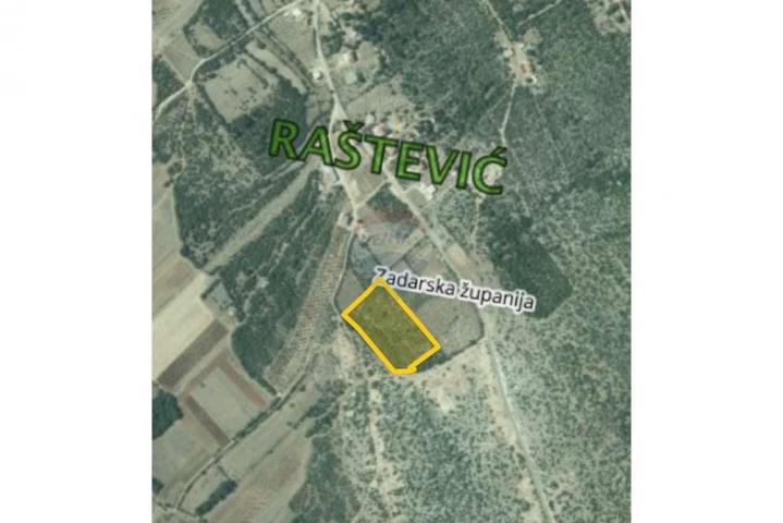 GRAĐEVINSKO ZEMLJIŠTE -  RAŠTEVIĆ - 3500m2