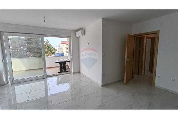 Flat Novalja, 67,16m2