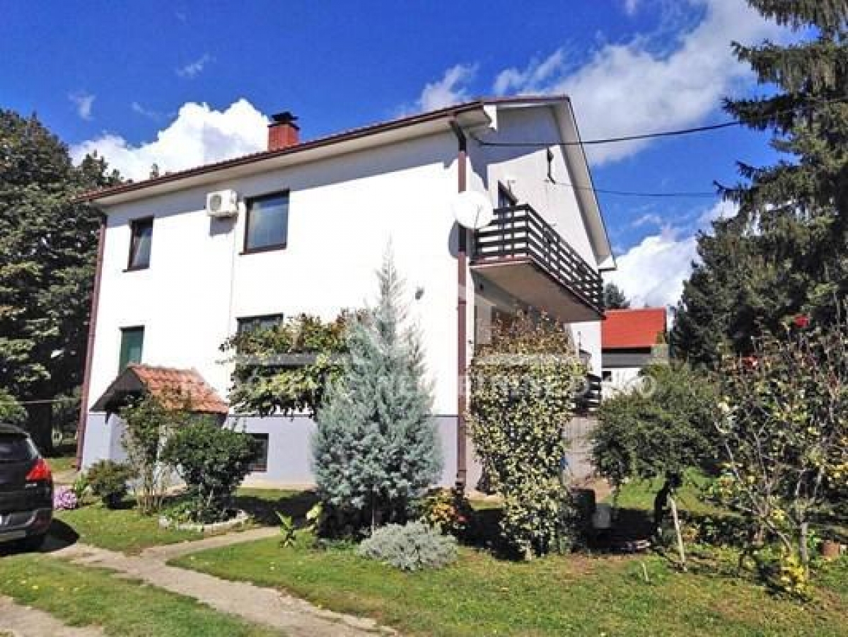 Barajevo, Nenadovac, Branislava Jovanovića, 249m2, plac 14, 46 ari ID#1215