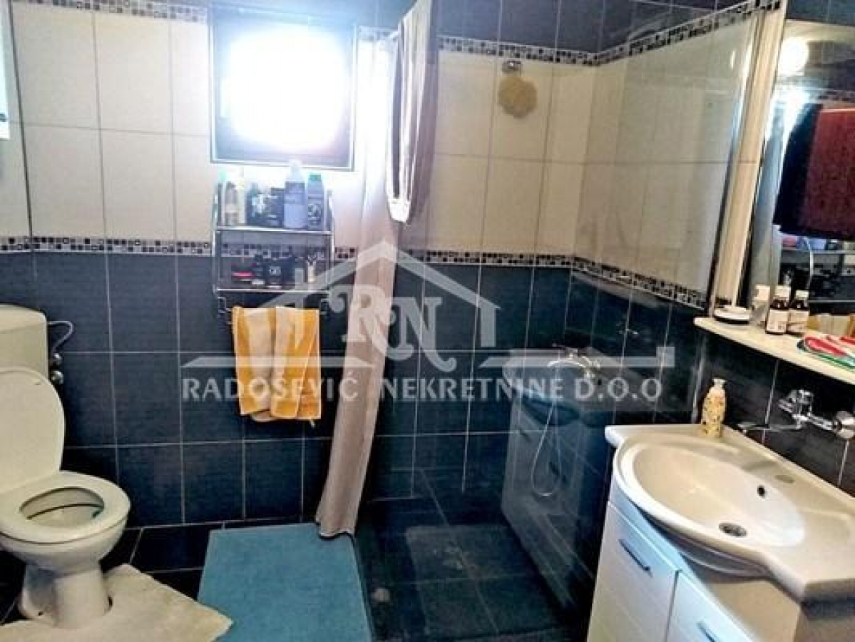 Barajevo, Nenadovac, Branislava Jovanovića, 249m2, plac 14, 46 ari ID#1215