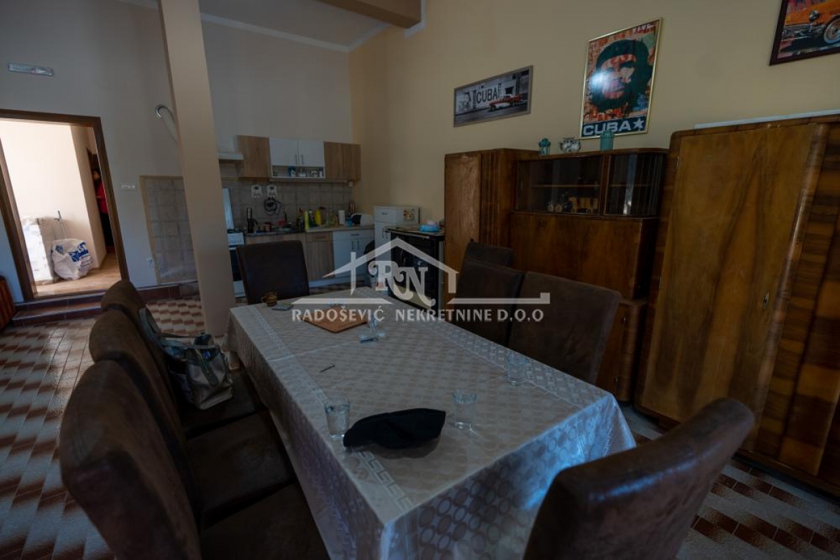 Gornji Milanovac, Srezojevci, 241m2 ID#1301