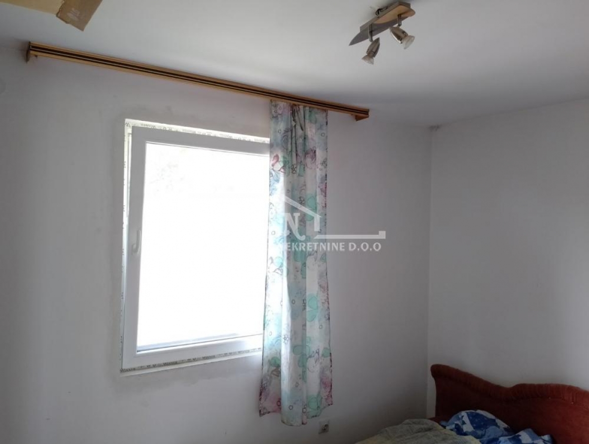 Barajevo, Vrelinska, 60m2, na 11, 24 ari placa ID#1331