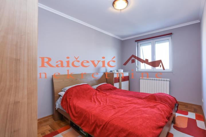 VOZDOVAC VOZDOVAC 86m2 , T+L , 240000e