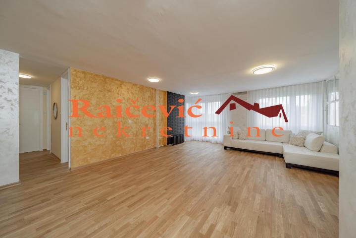 VOZDOVAC BANJICA 86m2 , fb , 225000e