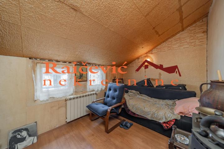 RAKOVICA PETLOVO BRDO 91m2 , T , 148000e