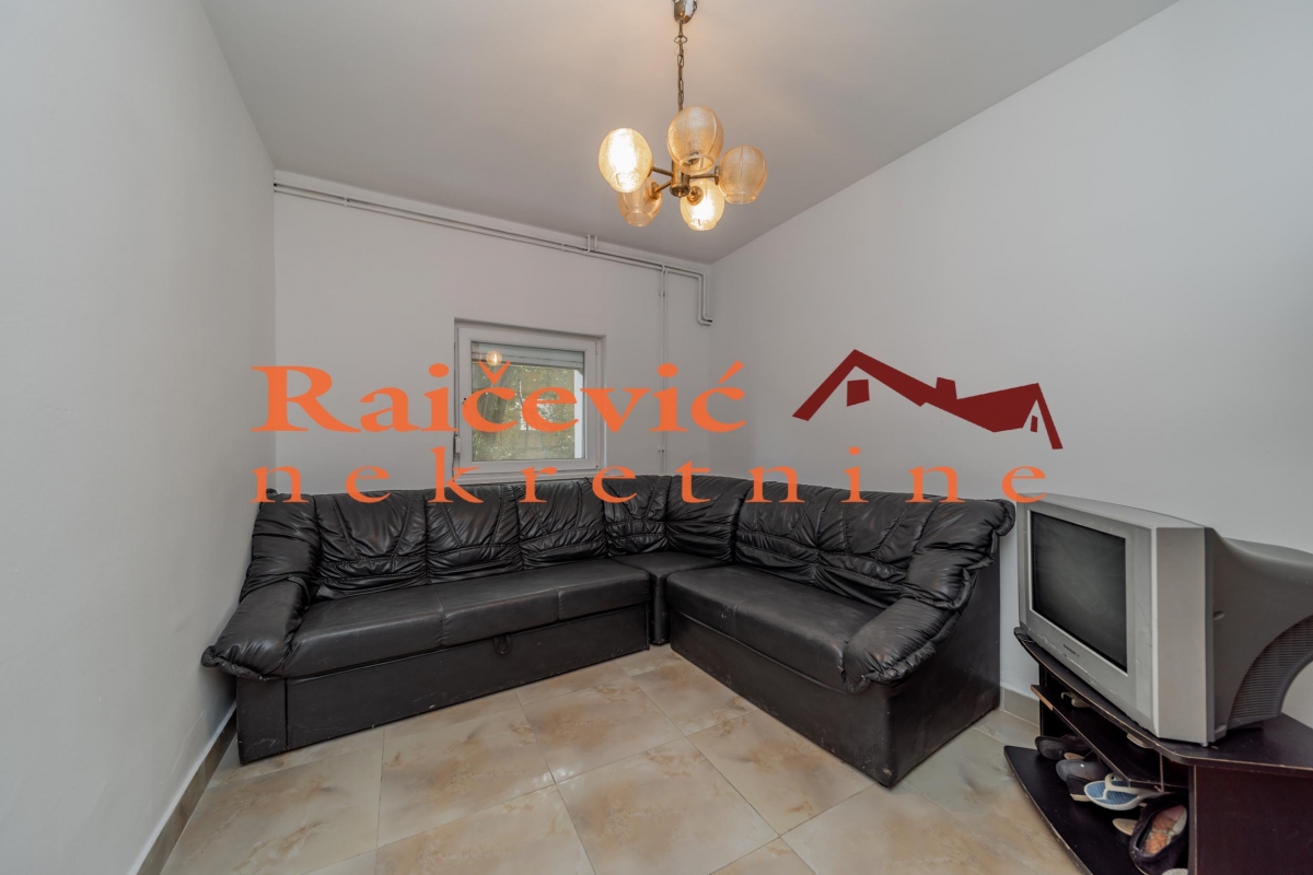 BARAJEVO MELJAK 280m2 , 2T , 189000e