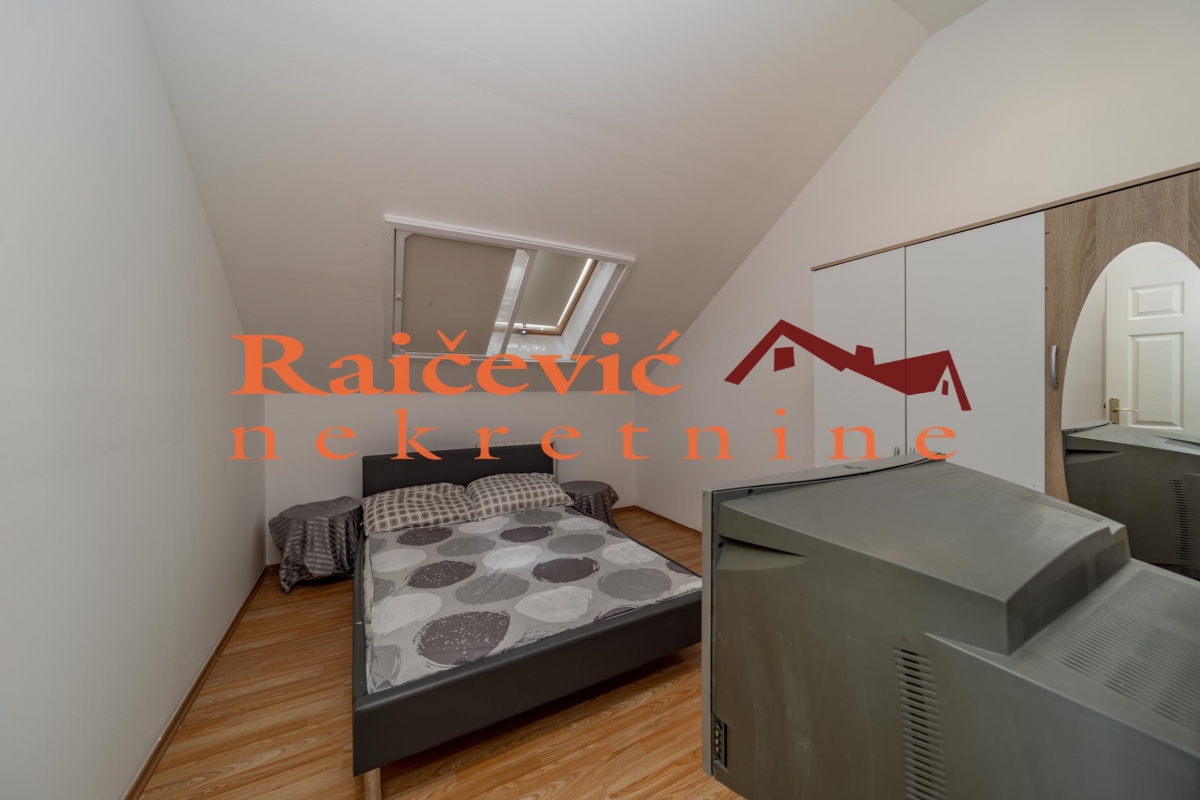 BARAJEVO MELJAK 280m2 , 2T , 189000e