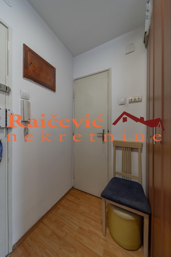 NOVI BEOGRAD OPSTINA 32m2 , 119900e