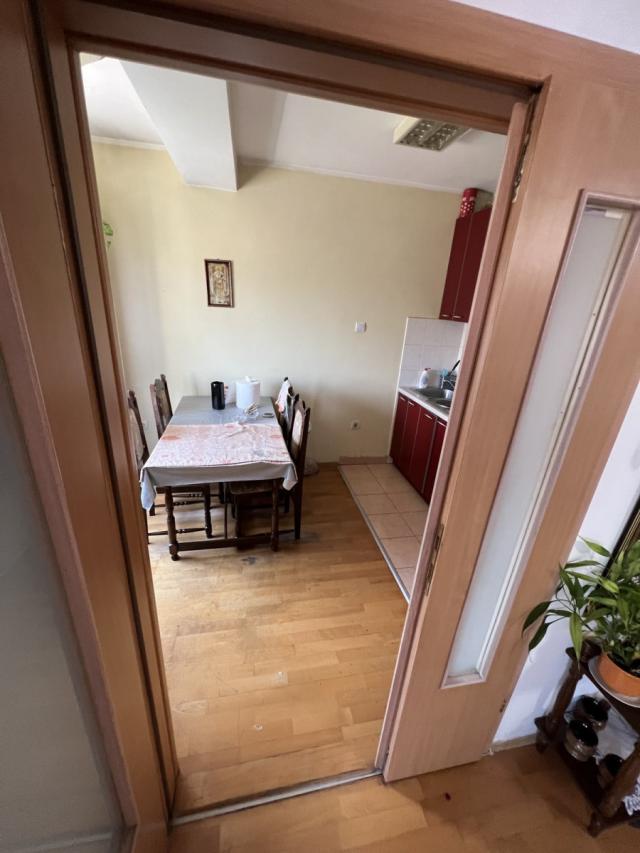 NOVI SAD - PODBARA - 76. 00 m2