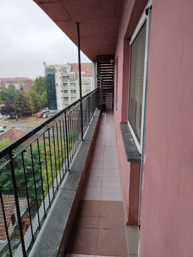 NOVI SAD - DETELINARA - 49. 00 m2