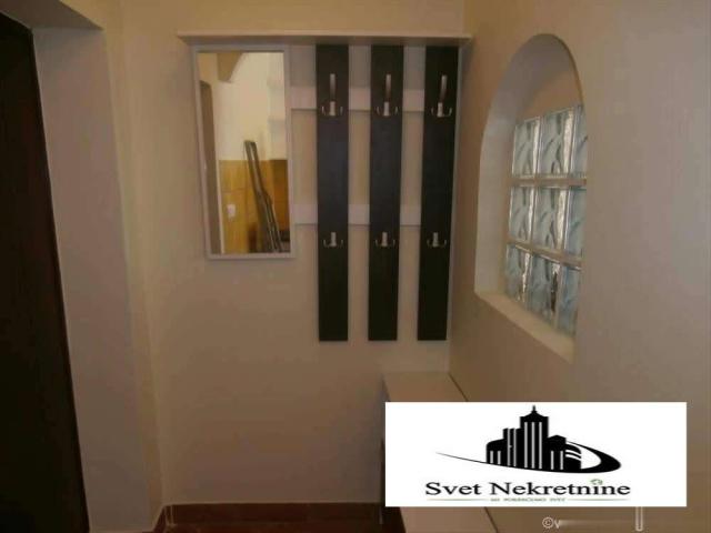 NOVI SAD - SAJAM - 34. 00 m2