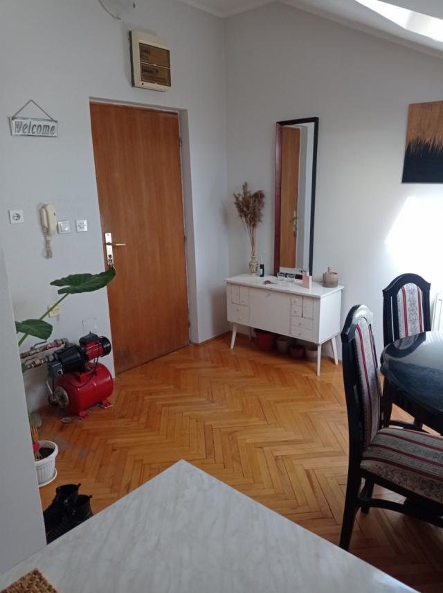 NOVI SAD - BULEVAR - 56. 00 m2