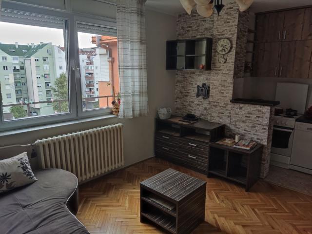 NOVI SAD - NOVA DETELINARA - 41. 00 m2