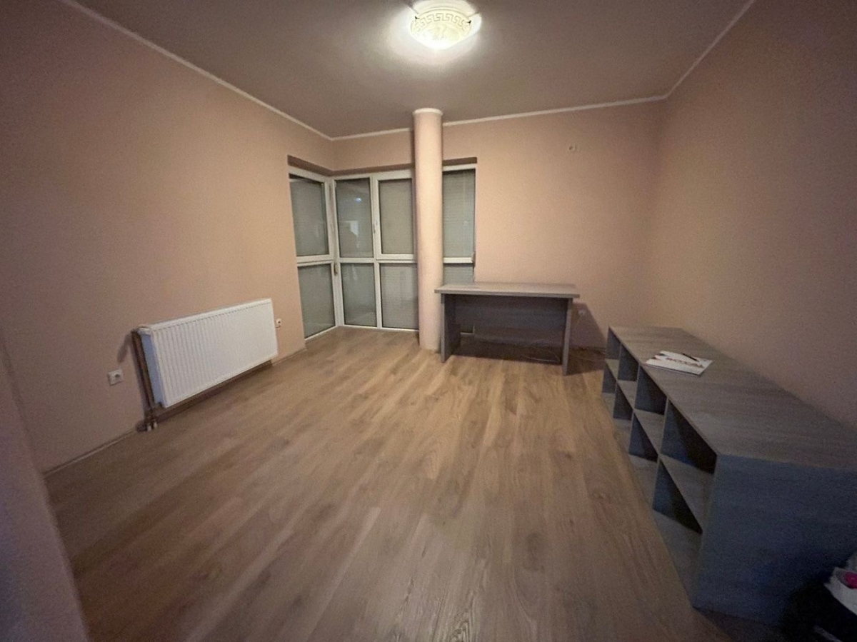 NOVI SAD - SAJAM - 50. 00 m2