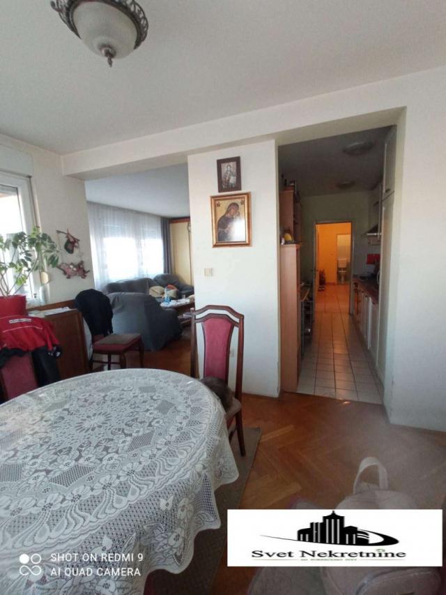 NOVI SAD - SAJAM - 83. 00 m2