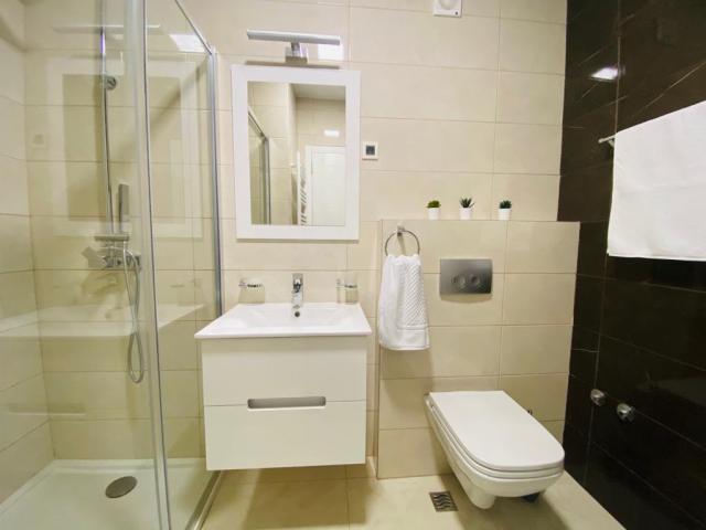 NOVI SAD - SAJAM - 62. 00 m2