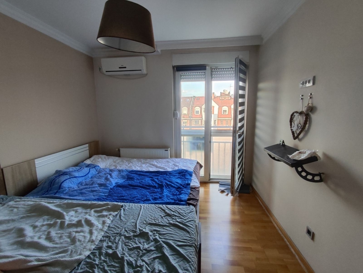 NOVI SAD - GRBAVICA - 89. 00 m2