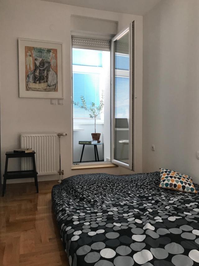 NOVI SAD - BULEVAR PATRIJARHA PAVLA - 38. 00 m2