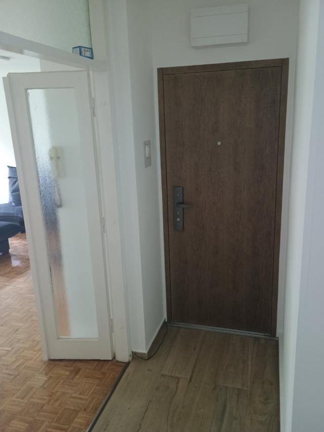 NOVI SAD - BULEVAR - 74. 00 m2