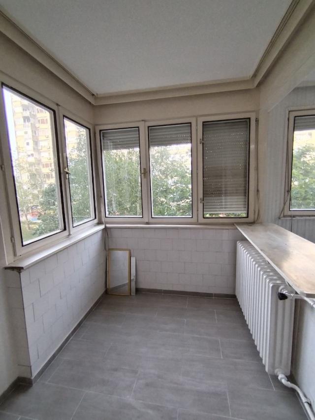 NOVI SAD - BULEVAR - 74. 00 m2