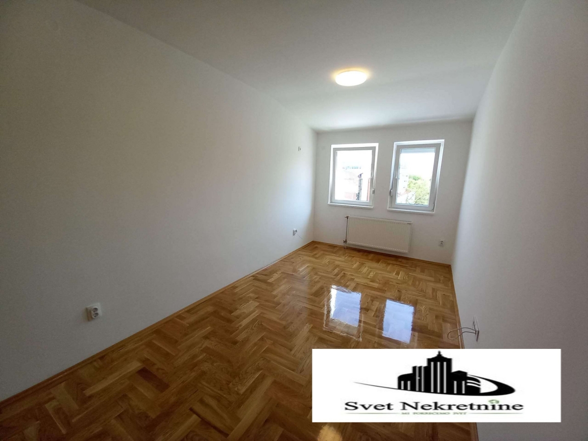 NOVI SAD - BULEVAR - 41. 00 m2