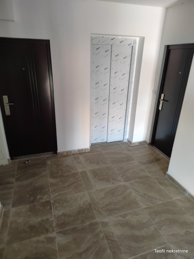 ZVEZDARA CVETANOVA ĆUPRIJA 41m2 , (T) , 83000e