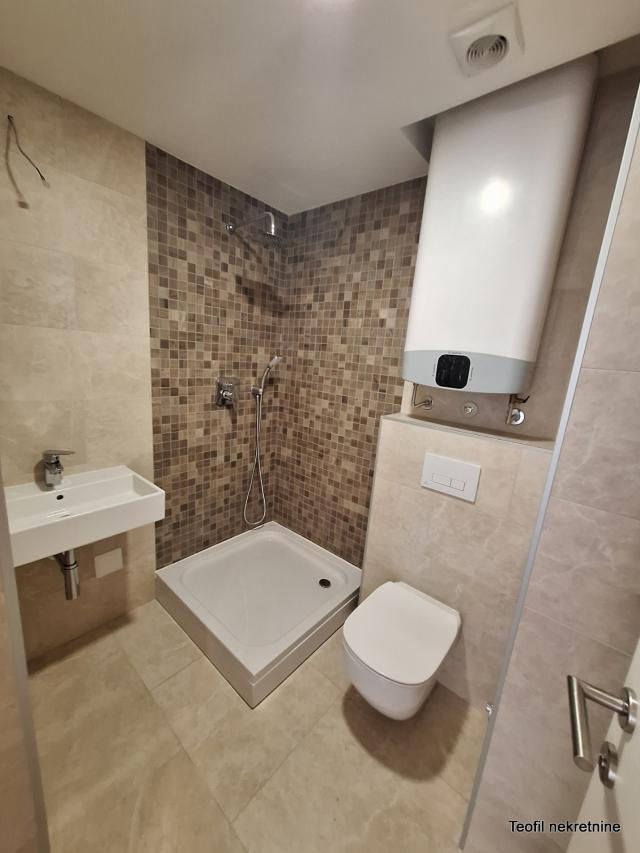 NOVI BEOGRAD TOŠIN BUNAR 104m2 , (T) , 326464e