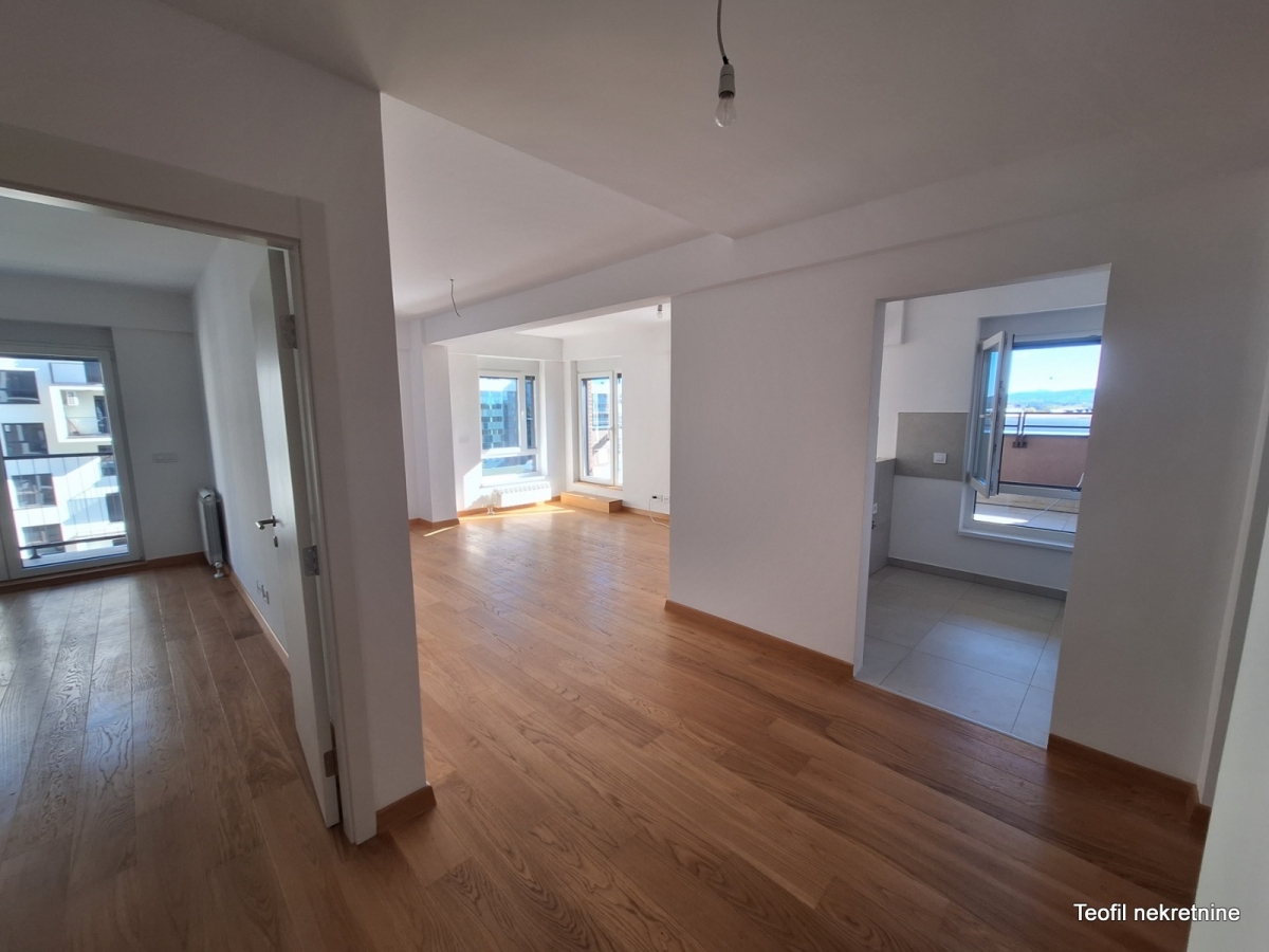 NOVI BEOGRAD TOŠIN BUNAR 75m2 , (2T) , 236043e