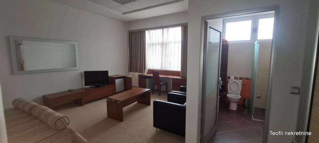 STARA PAZOVA NOVA PAZOVA 650m2 , 6400e