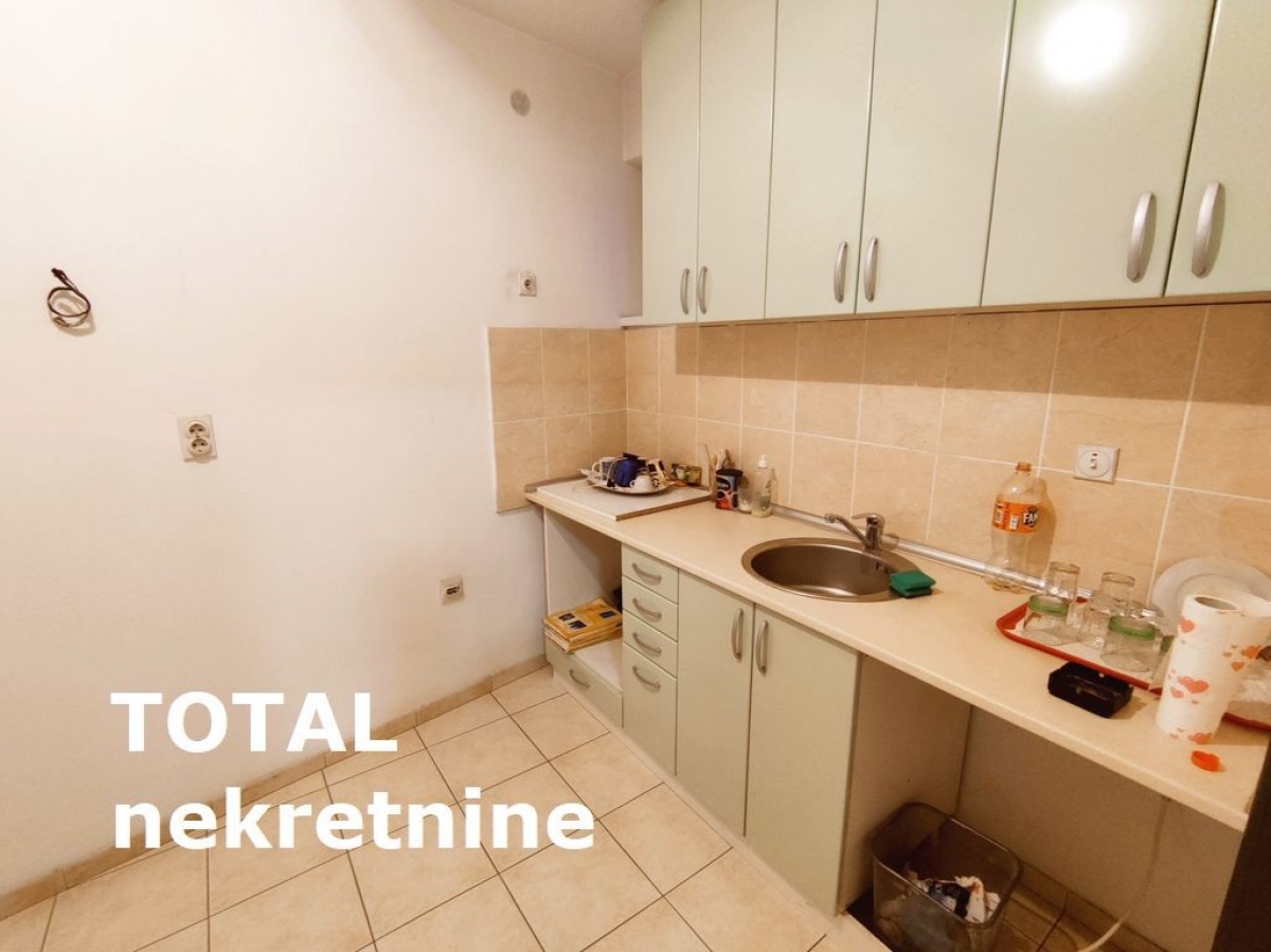 3. 5 Troiposoban stan NOVI SAD, 179630€