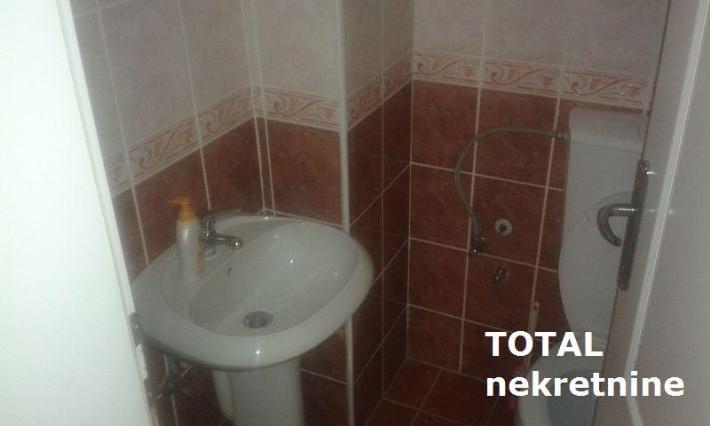 4 Četvorosoban stan NOVI SAD, 144200€