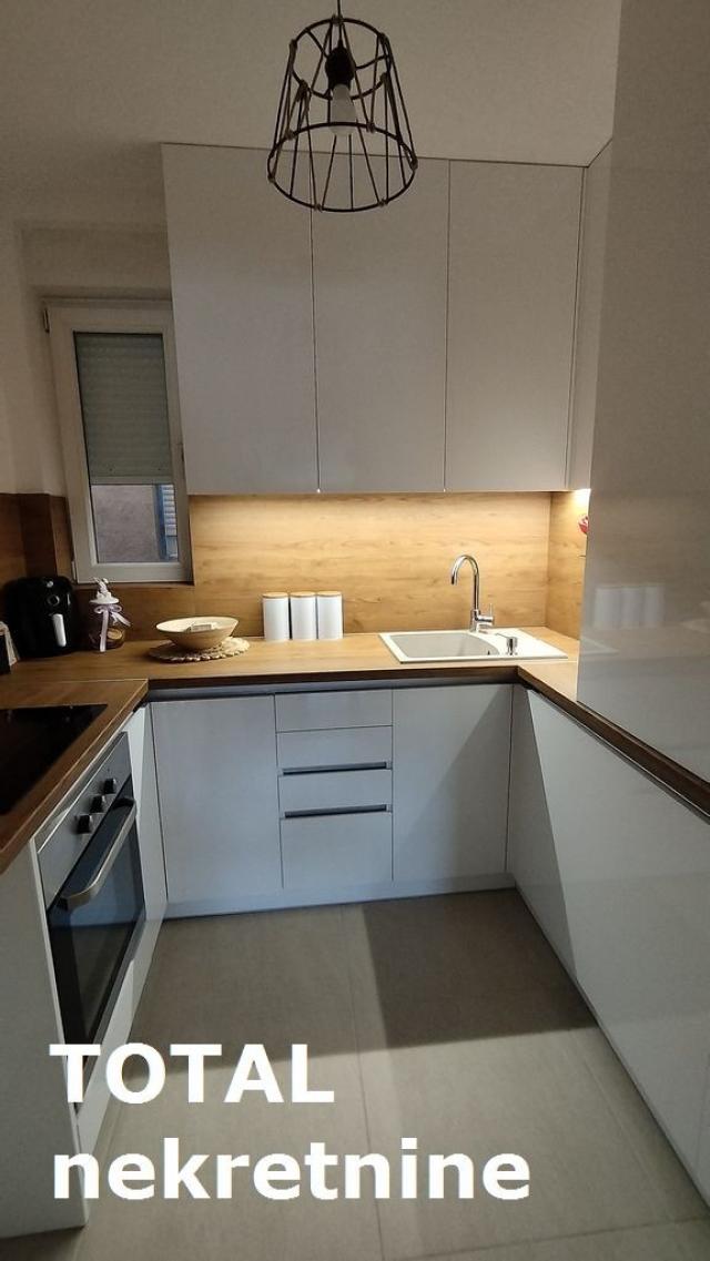 3 Trosoban stan NOVI SAD, 154500€