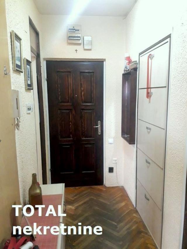 3. 5 Troiposoban stan NOVI SAD, 123600€