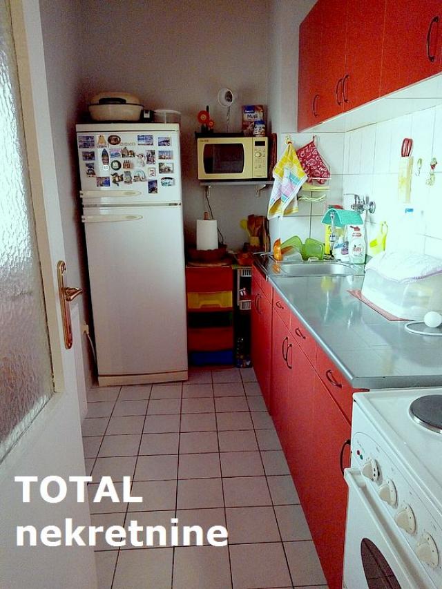 2 Dvosoban stan NOVI SAD, 133900€