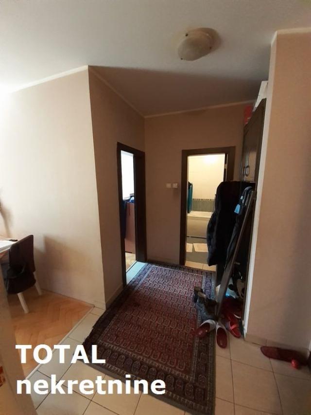 2 Dvosoban stan NOVI SAD, 126700€