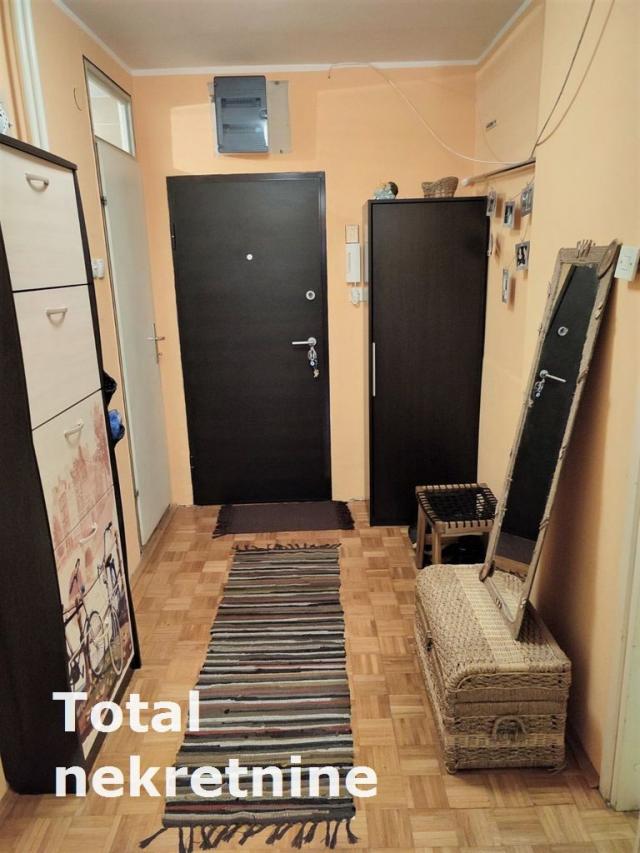 2. 5 Dvoiposoban stan NOVI SAD, 162740€