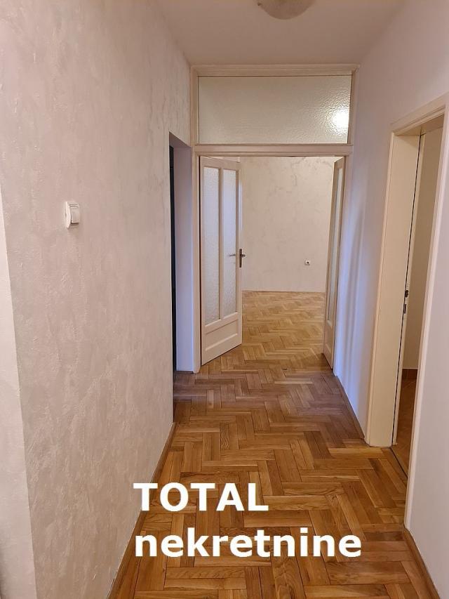 3 Trosoban stan NOVI SAD, 135960€