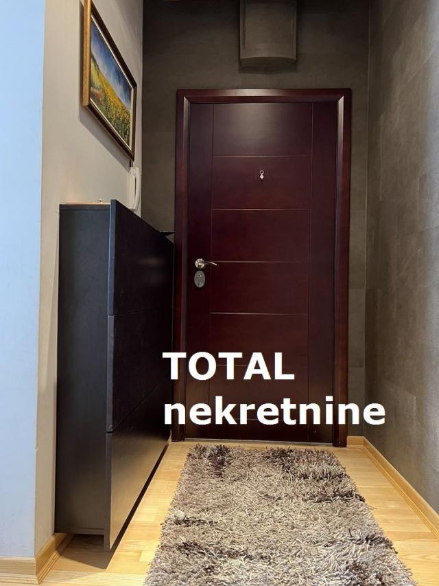 3 Trosoban stan NOVI SAD, 226600€