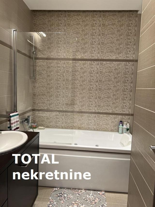 3 Trosoban stan NOVI SAD, 226600€