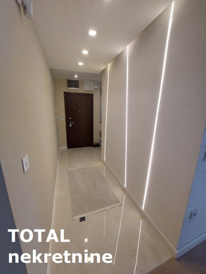 5 Petosoban stan NOVI SAD, 360500€