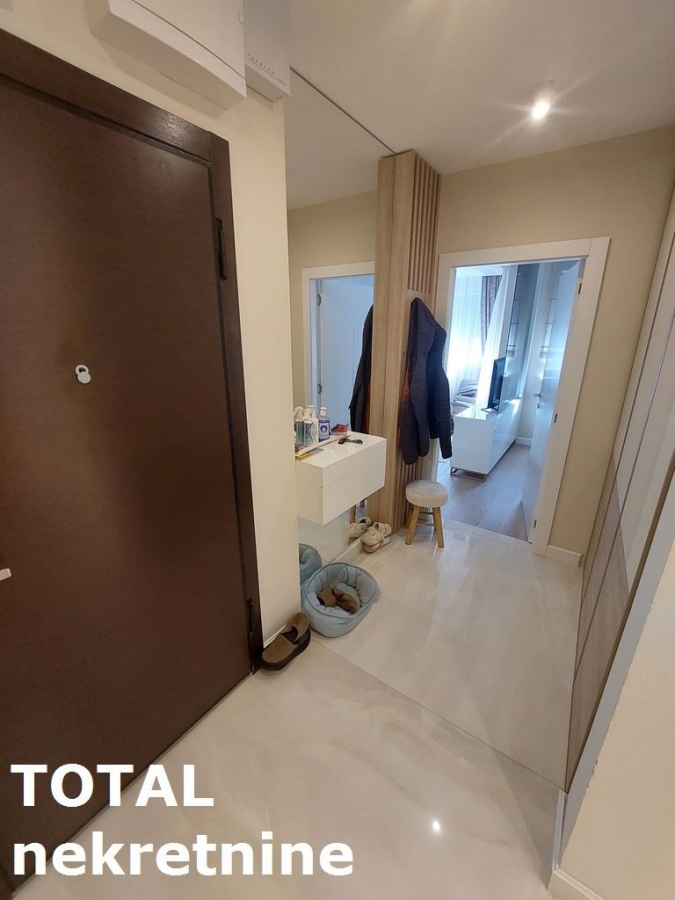 5 Petosoban stan NOVI SAD, 360500€