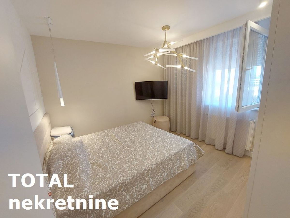 5 Petosoban stan NOVI SAD, 360500€