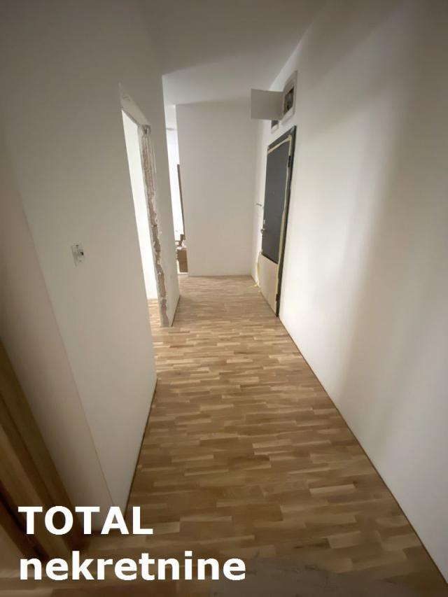 2. 5 Dvoiposoban stan NOVI SAD, 175100€