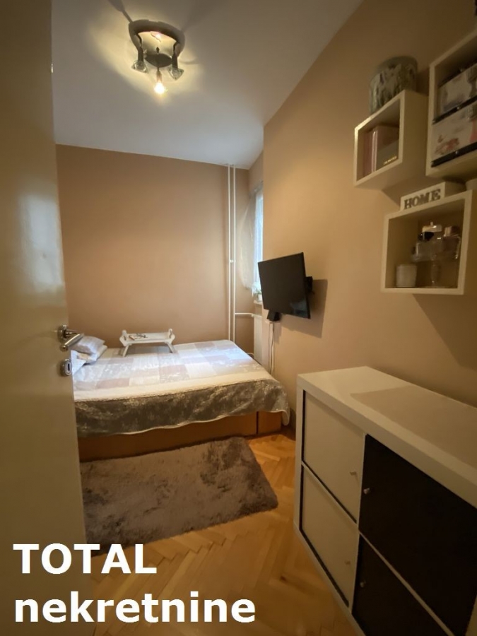 2. 5 Dvoiposoban stan NOVI SAD, 144200€