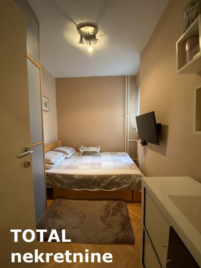 2. 5 Dvoiposoban stan NOVI SAD, 144200€