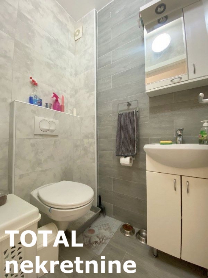 2. 5 Dvoiposoban stan NOVI SAD, 123090€