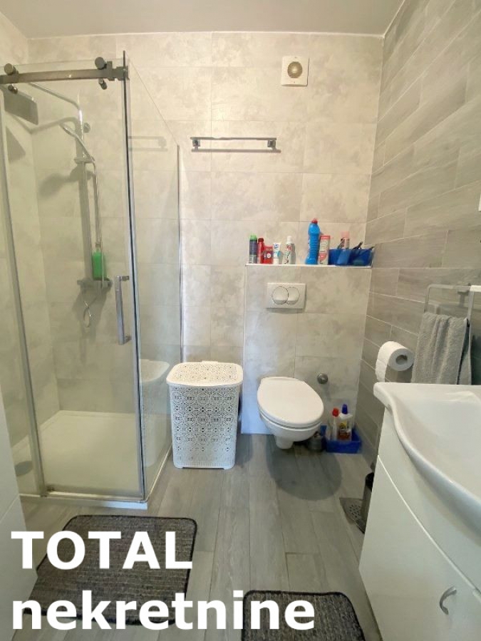 2. 5 Dvoiposoban stan NOVI SAD, 123090€