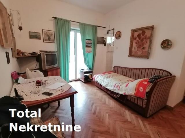 2 Dvosoban stan NOVI SAD, 160680€