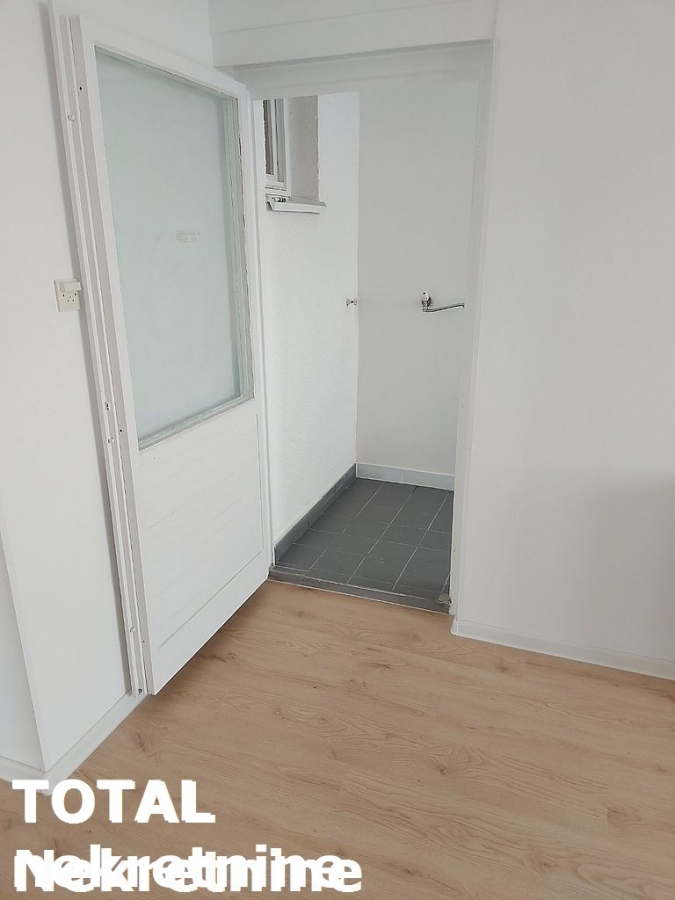 3 Trosoban stan NOVI SAD, 126690€