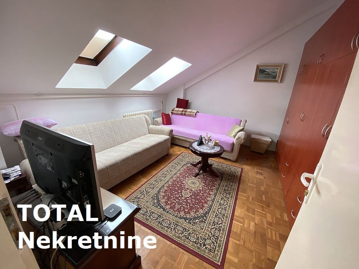 1 Jednosoban stan NOVI SAD, 72600€